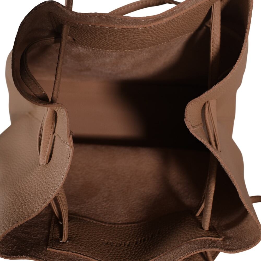 8 Other Reasons Vegan Pebbled Leather Slouchy Bucket Bag - Tan - NWT - Picture 6 of 7